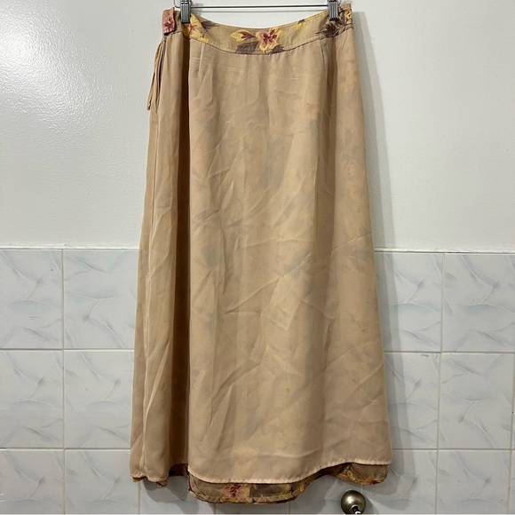Vintage August Silk 10 Beige Floral A-Line Lined Boho Cottagecore Midi Skirt - Picture 8 of 9